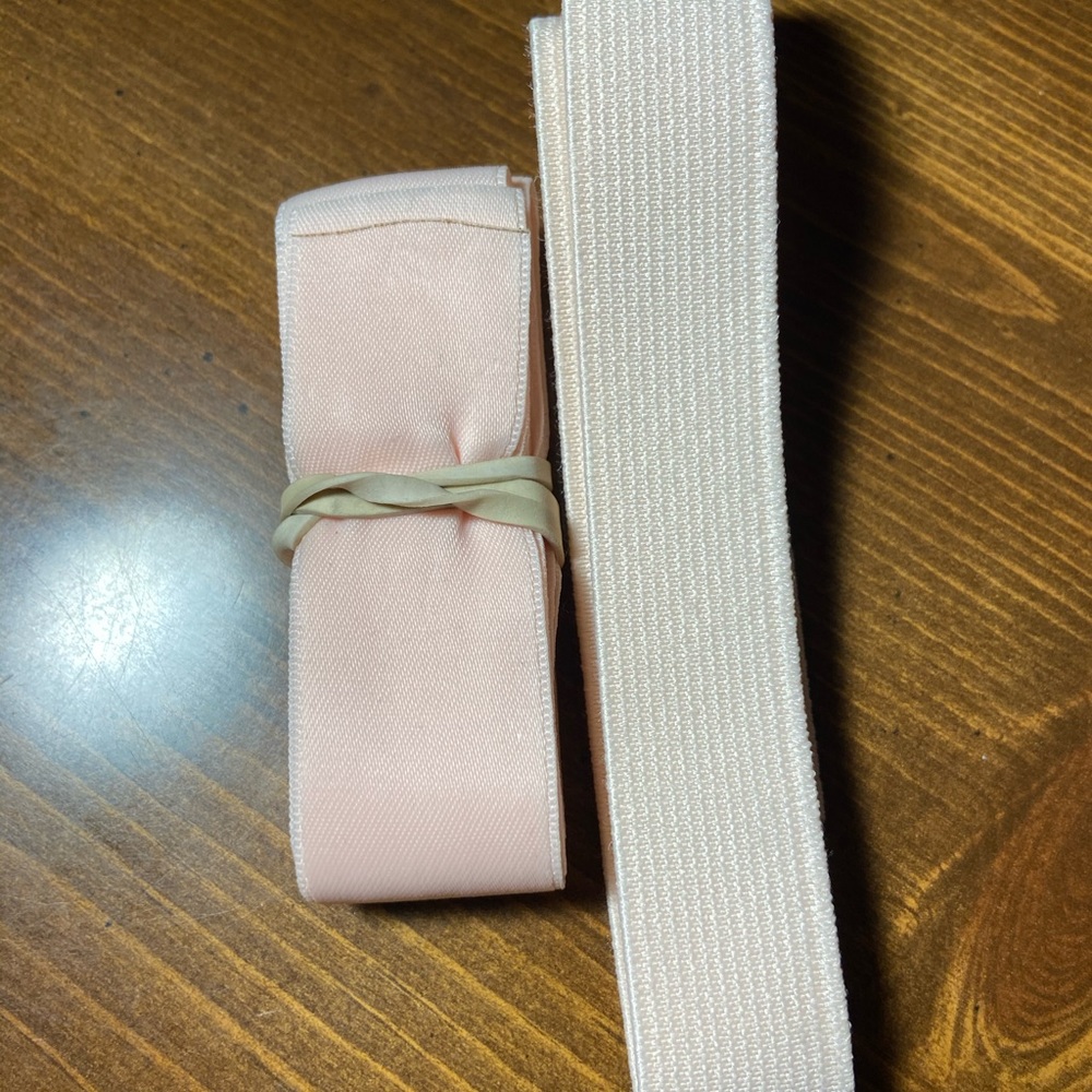 Pointe shoe ribbon and elastic set